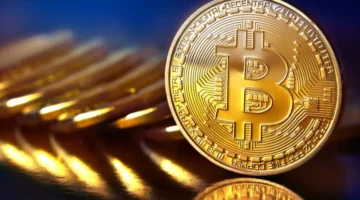 أدنى مستوى سعري.. هبوط عملة بتكوين الرقمية عقب فوز ترامب بالانتخابات الأمريكية الأخيرة